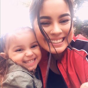 Meet your Posher, Deanna